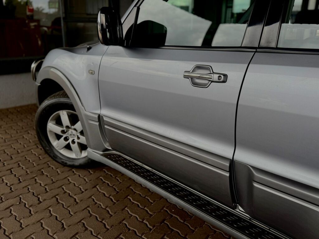 MITSUBISHI PAJERO PAJERO 3200 DI-D GLS A/T