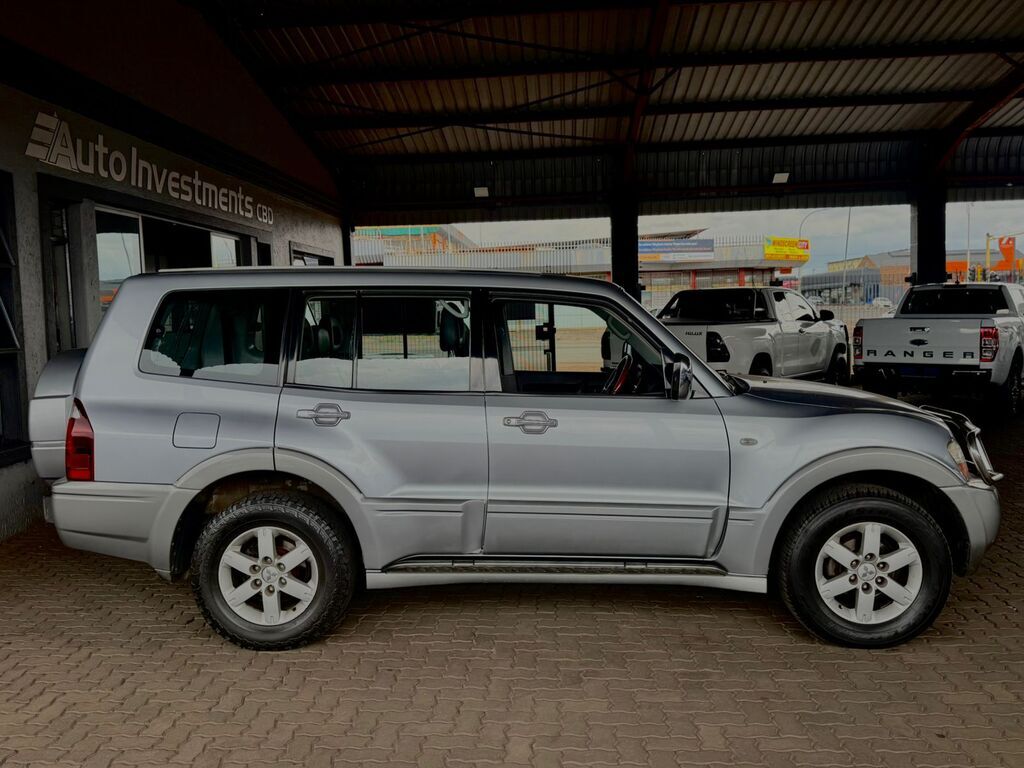 MITSUBISHI PAJERO PAJERO 3200 DI-D GLS A/T