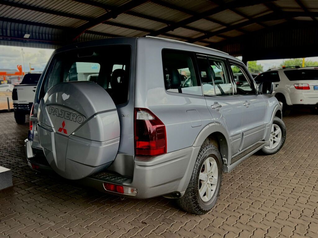 MITSUBISHI PAJERO PAJERO 3200 DI-D GLS A/T