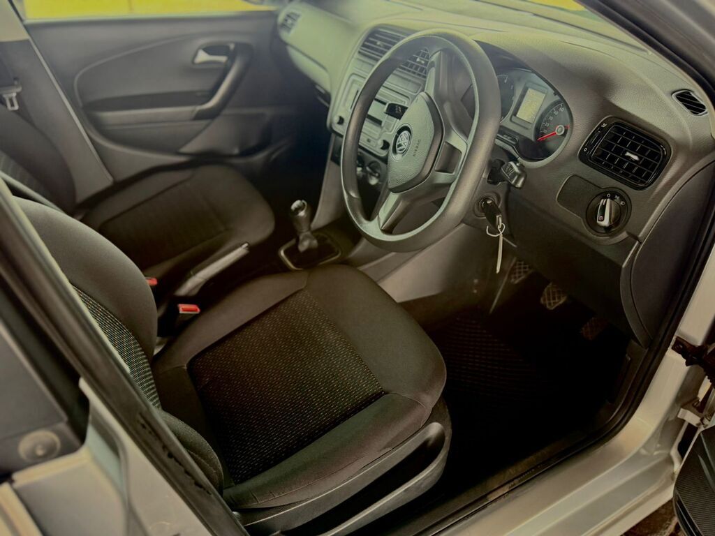 VOLKSWAGEN POLO VIVO POLO VIVO 1.4 TRENDLINE (5DR)