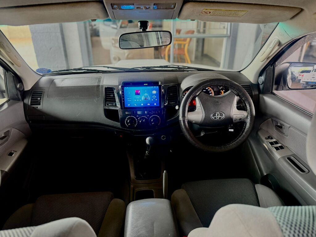 TOYOTA HILUX HILUX 2.5 D-4D VNT 106KW R/B P/U D/C - 14
