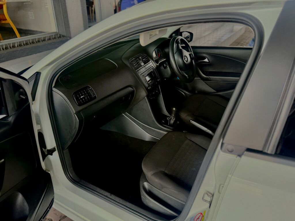 VOLKSWAGEN POLO VIVO POLO VIVO 1.4 TRENDLINE (5DR)