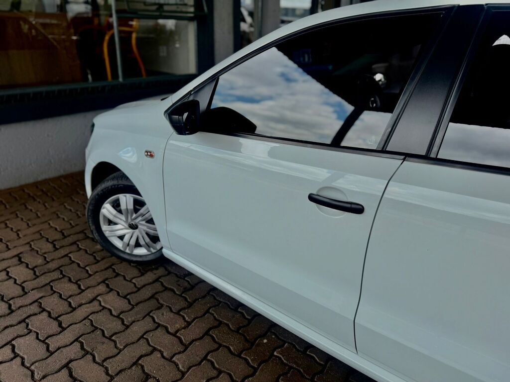 VOLKSWAGEN POLO VIVO POLO VIVO 1.4 TRENDLINE (5DR)