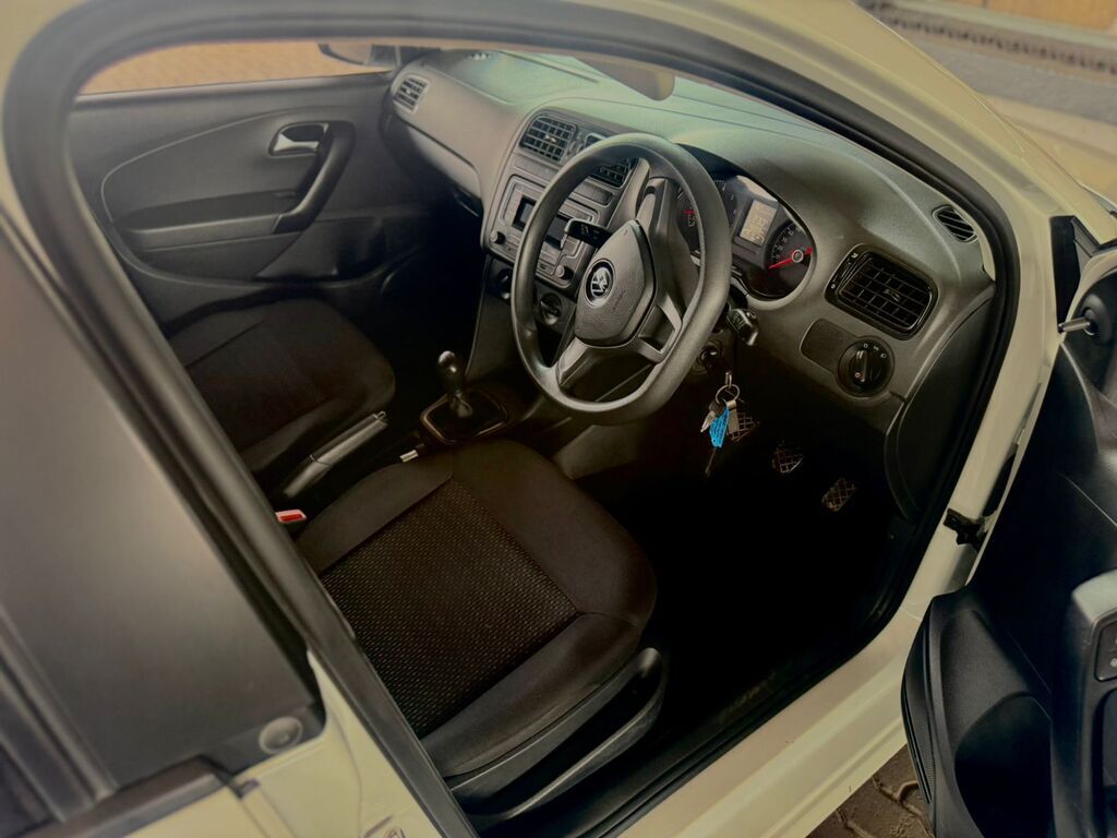 VOLKSWAGEN POLO VIVO POLO VIVO 1.4 TRENDLINE (5DR)