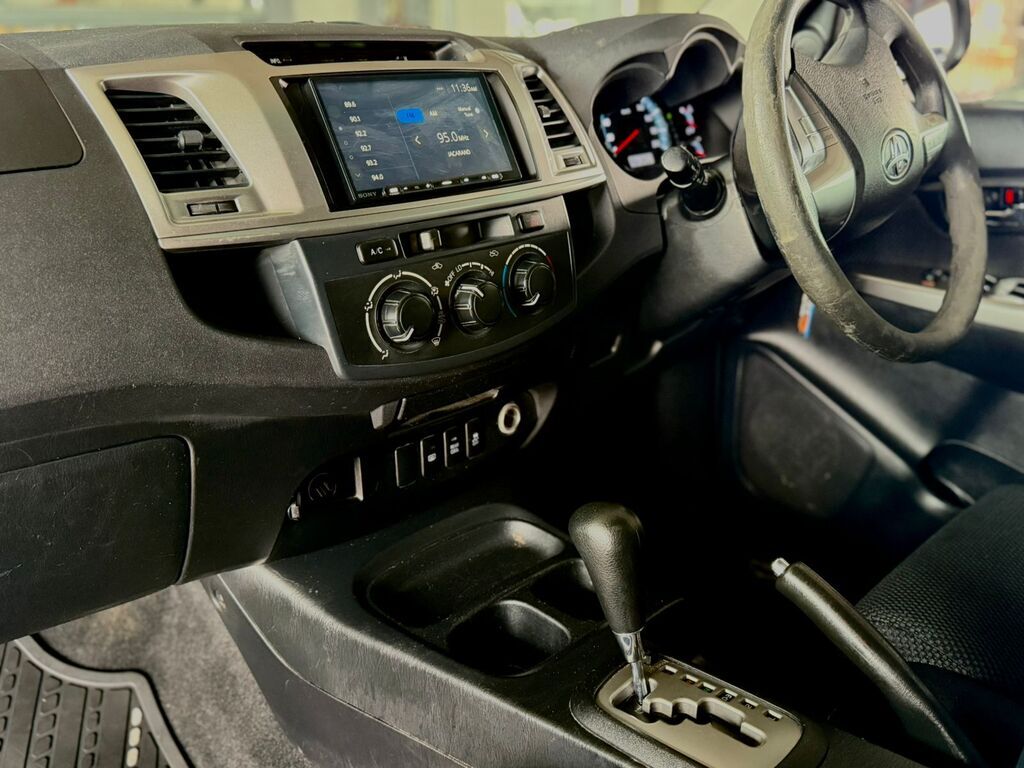 TOYOTA FORTUNER FORTUNER 2.5D-4D RB A/T - 6