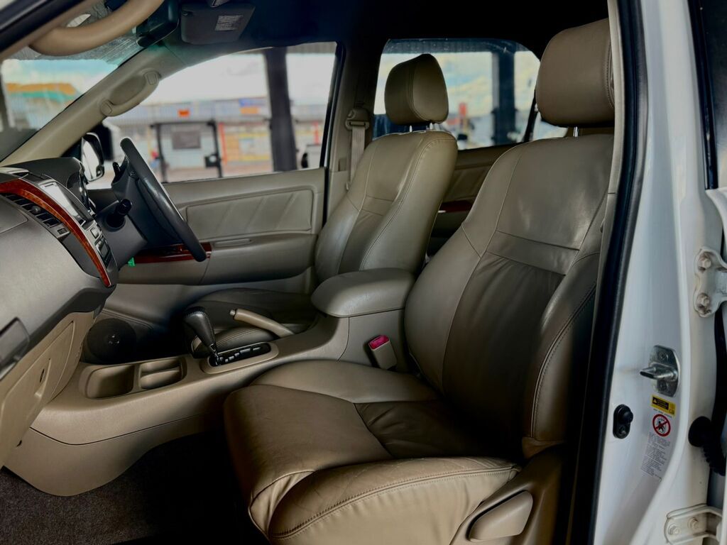 TOYOTA FORTUNER FORTUNER 3.0D-4D R/B A/T - 18