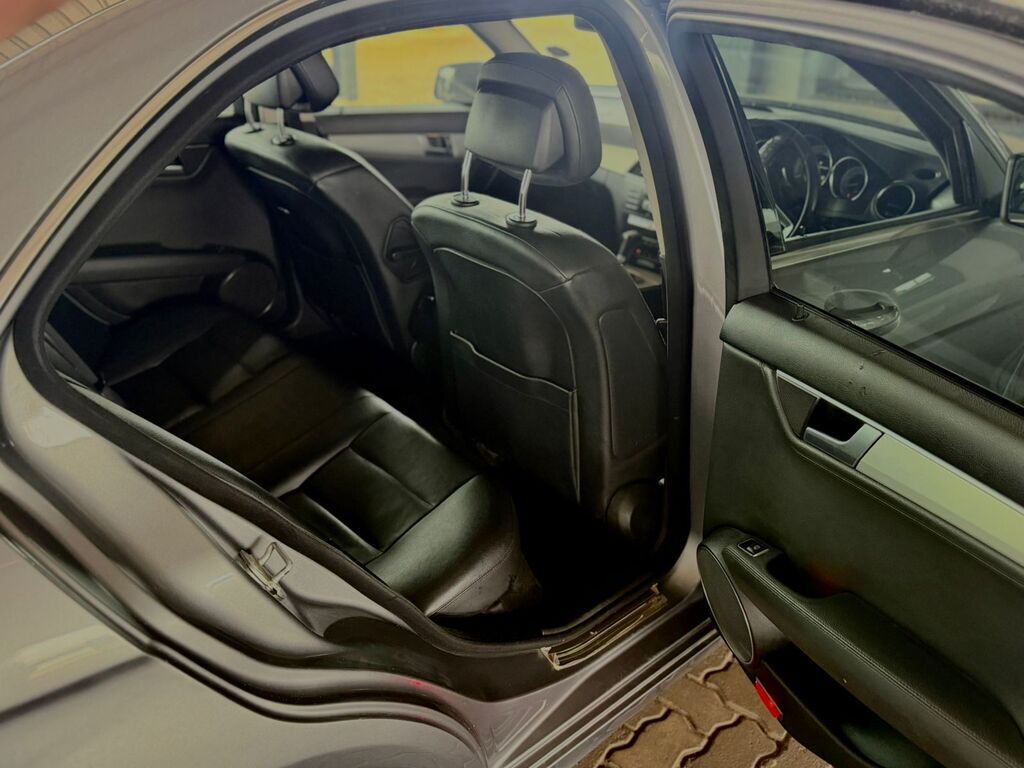 MERCEDES-BENZ C CLASS SEDAN C200 BE AVANTGARDE A/T - 14