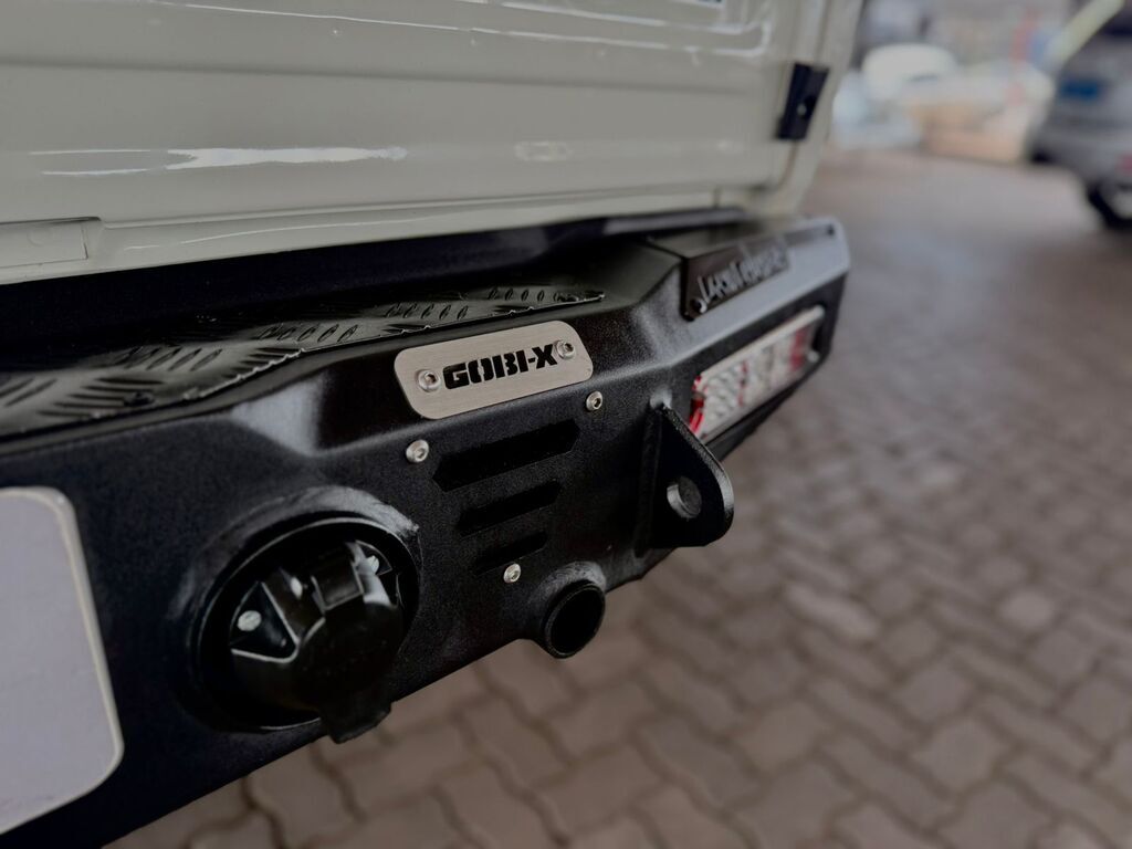 TOYOTA LAND CRUISER PICK UP LAND CRUISER 79 2.8 GD-6 P/U D/C A/T - 12