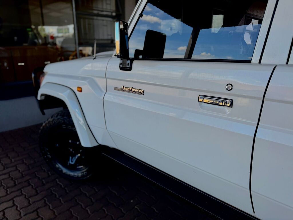 TOYOTA LAND CRUISER PICK UP LAND CRUISER 79 4.5D P/U D/C - 2