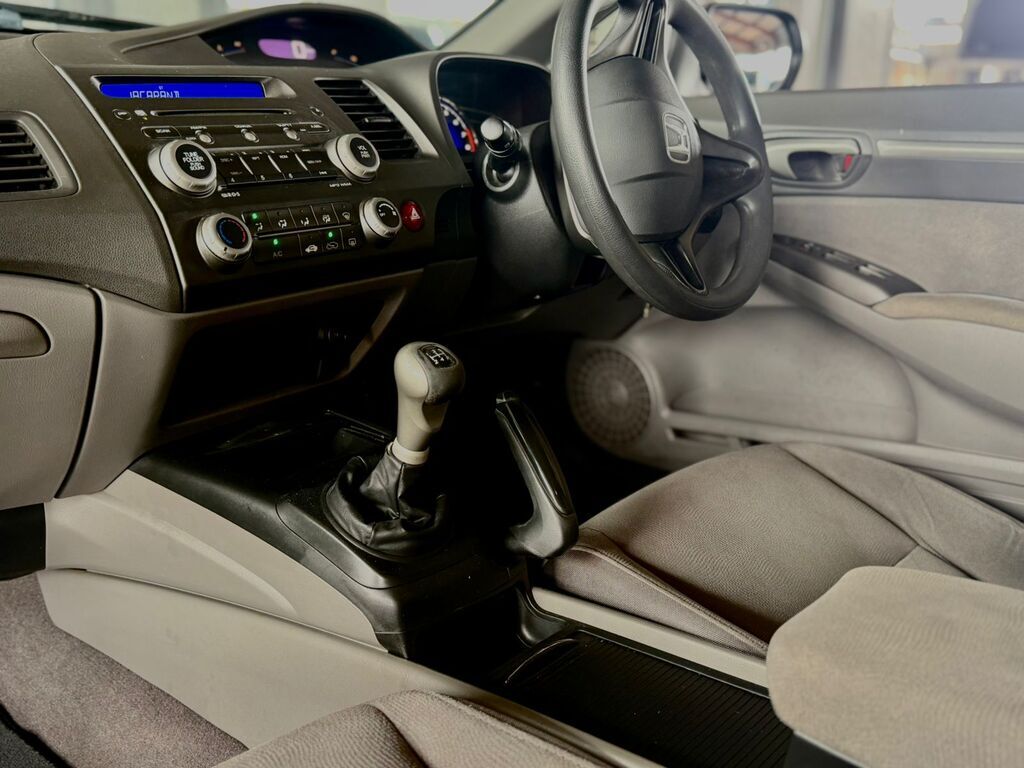 HONDA CIVIC CIVIC 1.8 EXi - 7