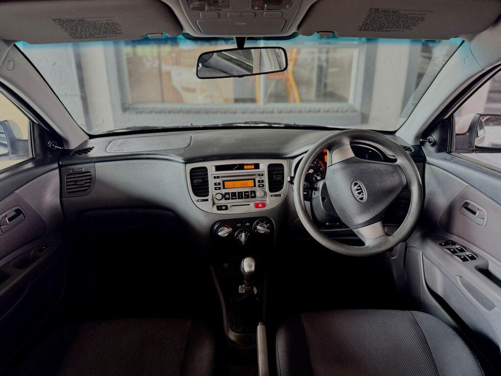 KIA RIO RIO 1.4 HIGH 5Dr - 11