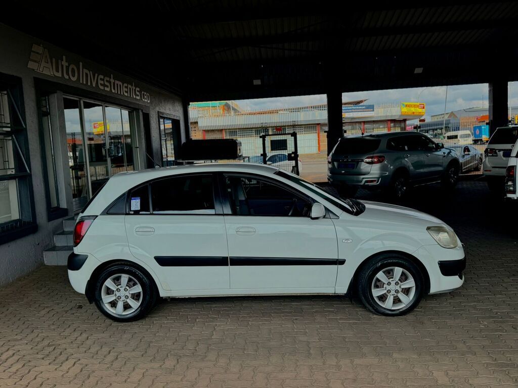 KIA RIO RIO 1.4 HIGH 5Dr - 3