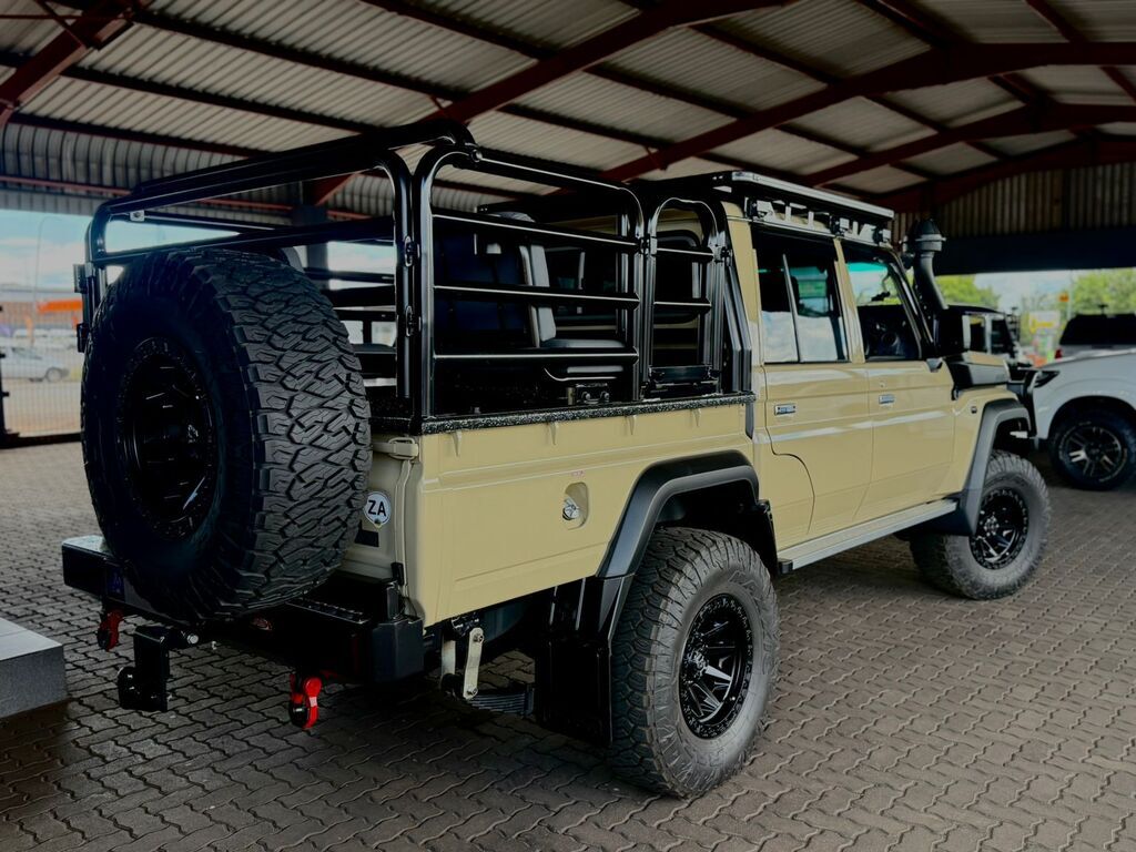 TOYOTA LAND CRUISER PICK UP LAND CRUISER 79 4.5D P/U D/C - 2