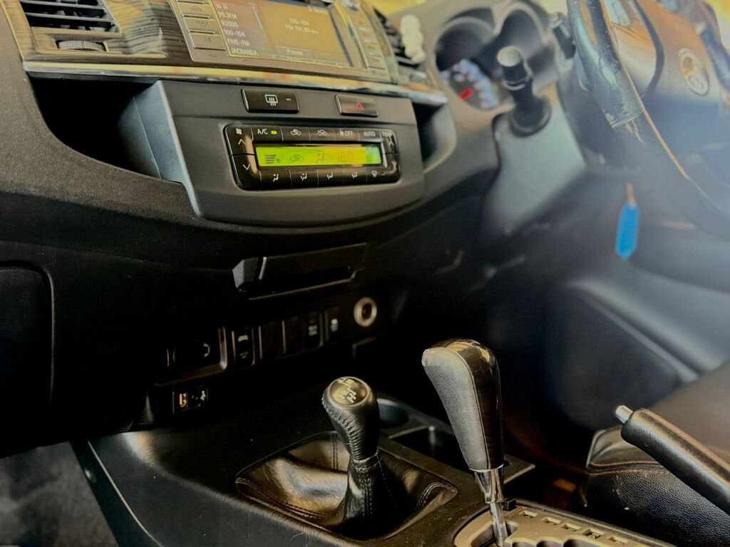 TOYOTA FORTUNER FORTUNER 3.0D-4D 4X4 A/T - 8