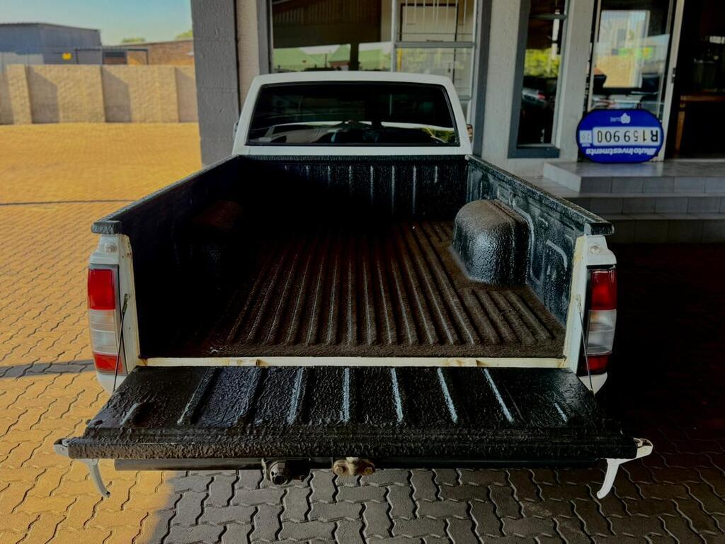 NISSAN HARDBODY HARDBODY NP300 2.5 TDi LWB P/U S/C - 10