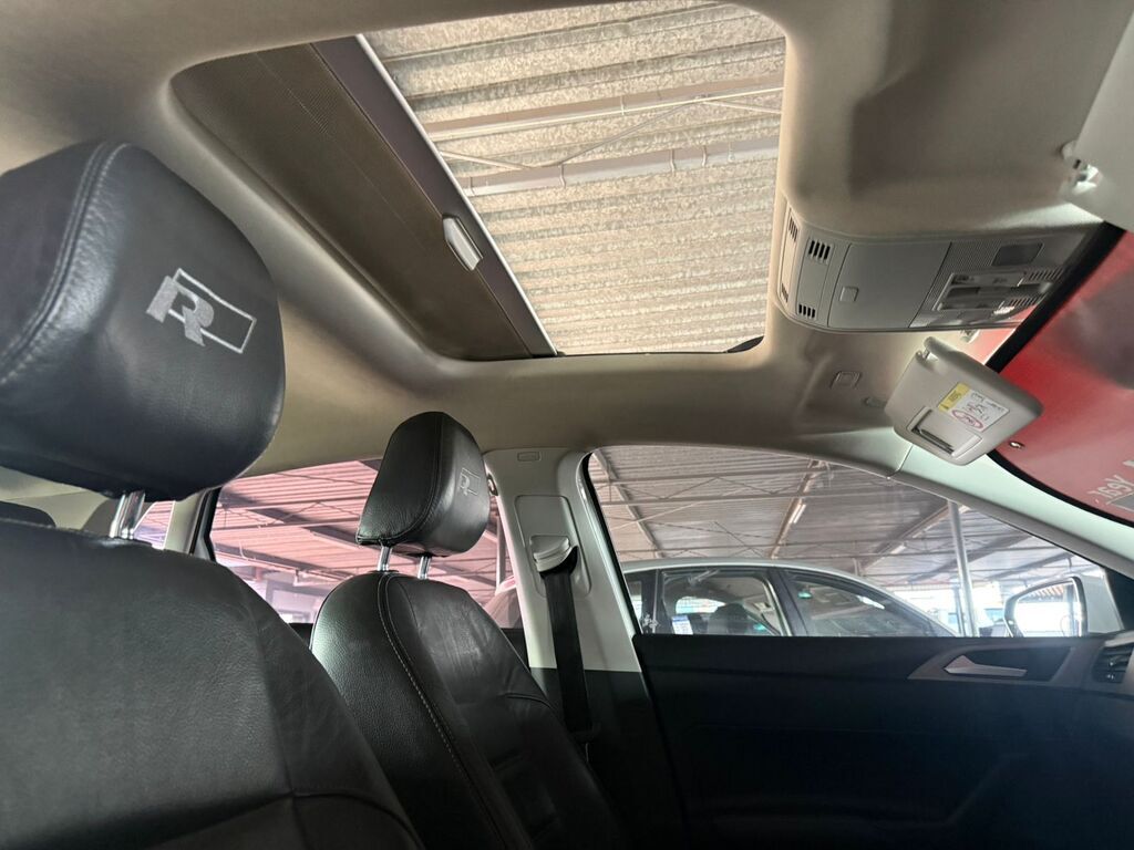 VOLKSWAGEN POLO POLO 1.0 TSI COMFORTLINE