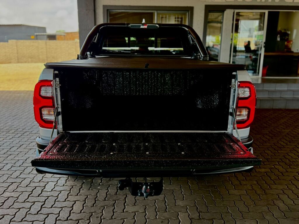 TOYOTA HILUX HILUX 2.8 GD-6 GR-S 4X4 A/T P/U D/C - 14