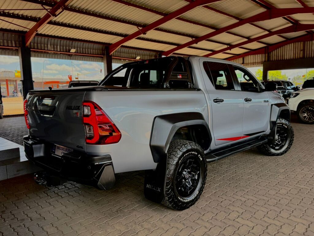 TOYOTA HILUX HILUX 2.8 GD-6 GR-S 4X4 A/T P/U D/C - 2