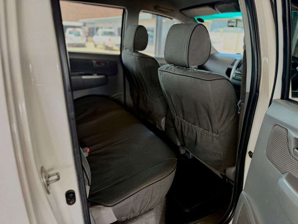 TOYOTA HILUX HILUX 3.0 D-4D RAIDER 4X4 P/U D/C - 15