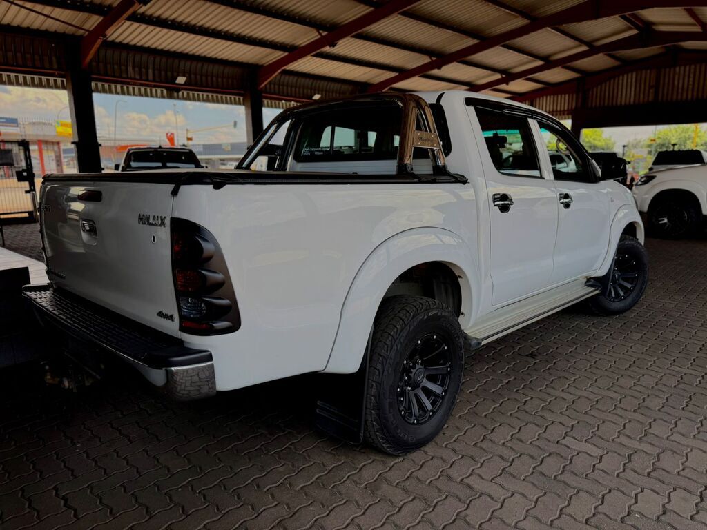 TOYOTA HILUX HILUX 3.0 D-4D RAIDER 4X4 P/U D/C - 2