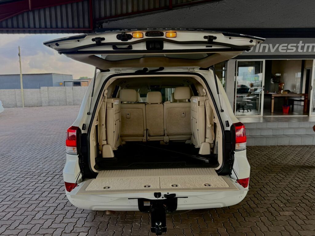 TOYOTA LAND CRUISER LAND CRUISER 200 V8 4.5D VX-R A/T - 13