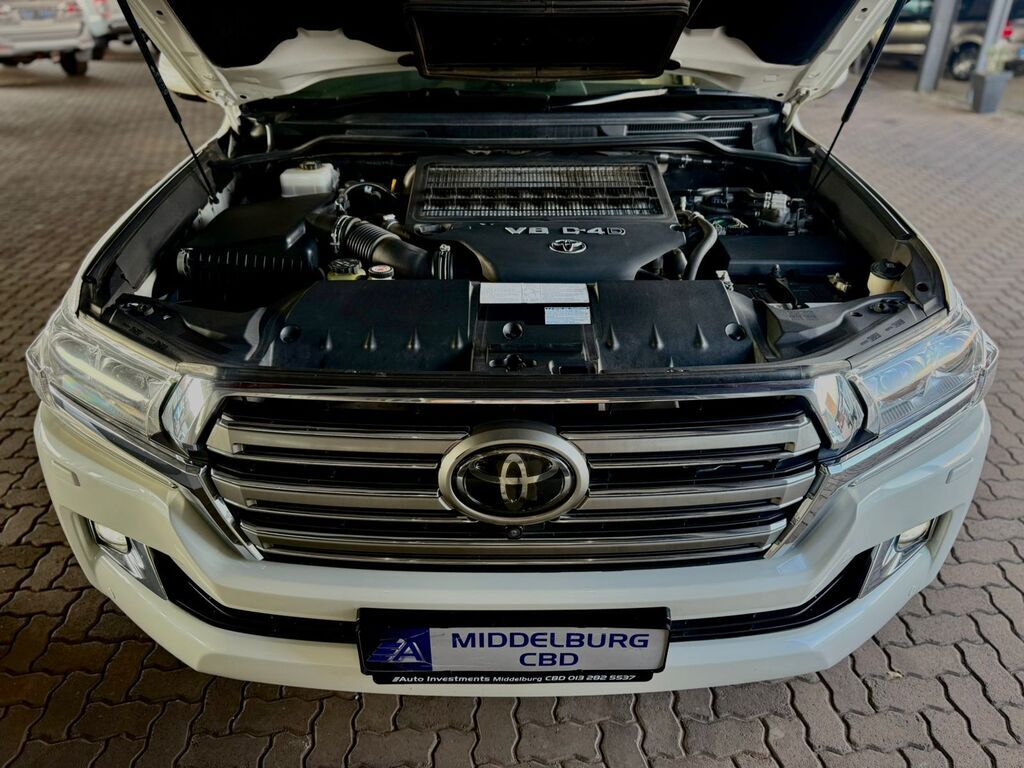 TOYOTA LAND CRUISER LAND CRUISER 200 V8 4.5D VX-R A/T - 18