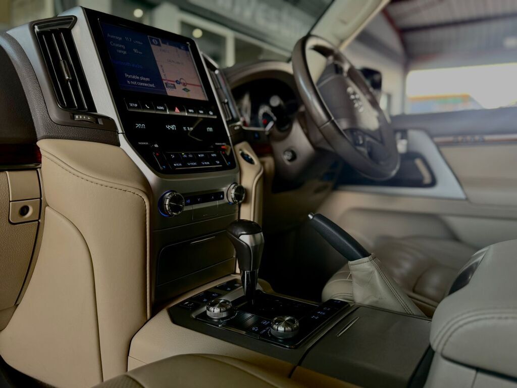 TOYOTA LAND CRUISER LAND CRUISER 200 V8 4.5D VX-R A/T - 8