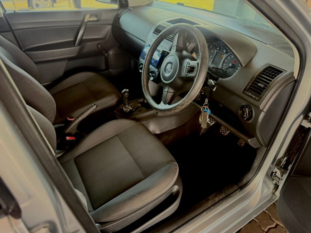 VOLKSWAGEN POLO VIVO POLO VIVO 1.4 BLUELINE 5Dr - 16