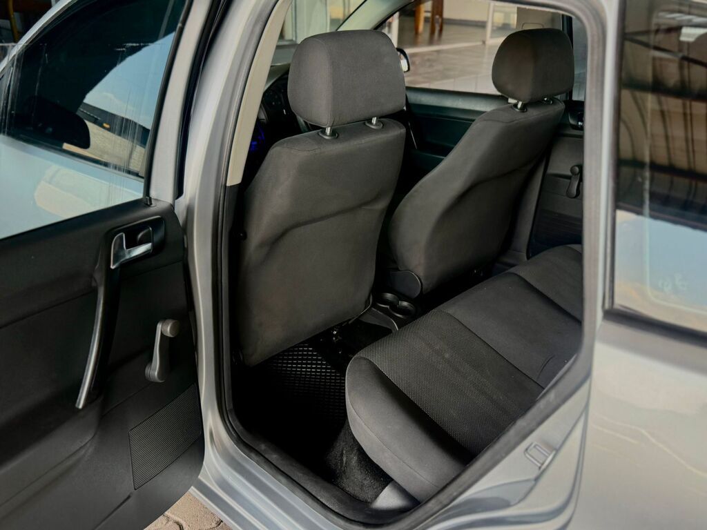 VOLKSWAGEN POLO VIVO POLO VIVO 1.4 BLUELINE 5Dr - 9