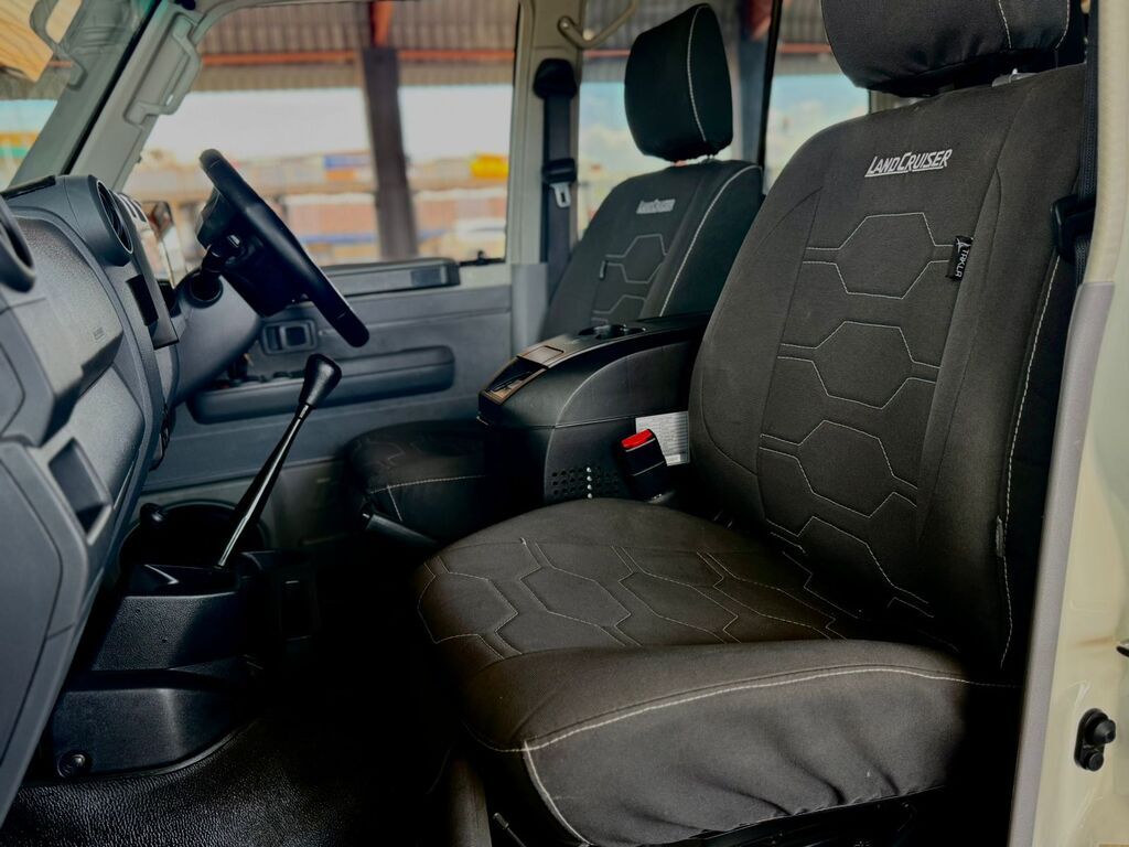 TOYOTA LAND CRUISER PICK UP LAND CRUISER 79 4.5D P/U D/C - 7