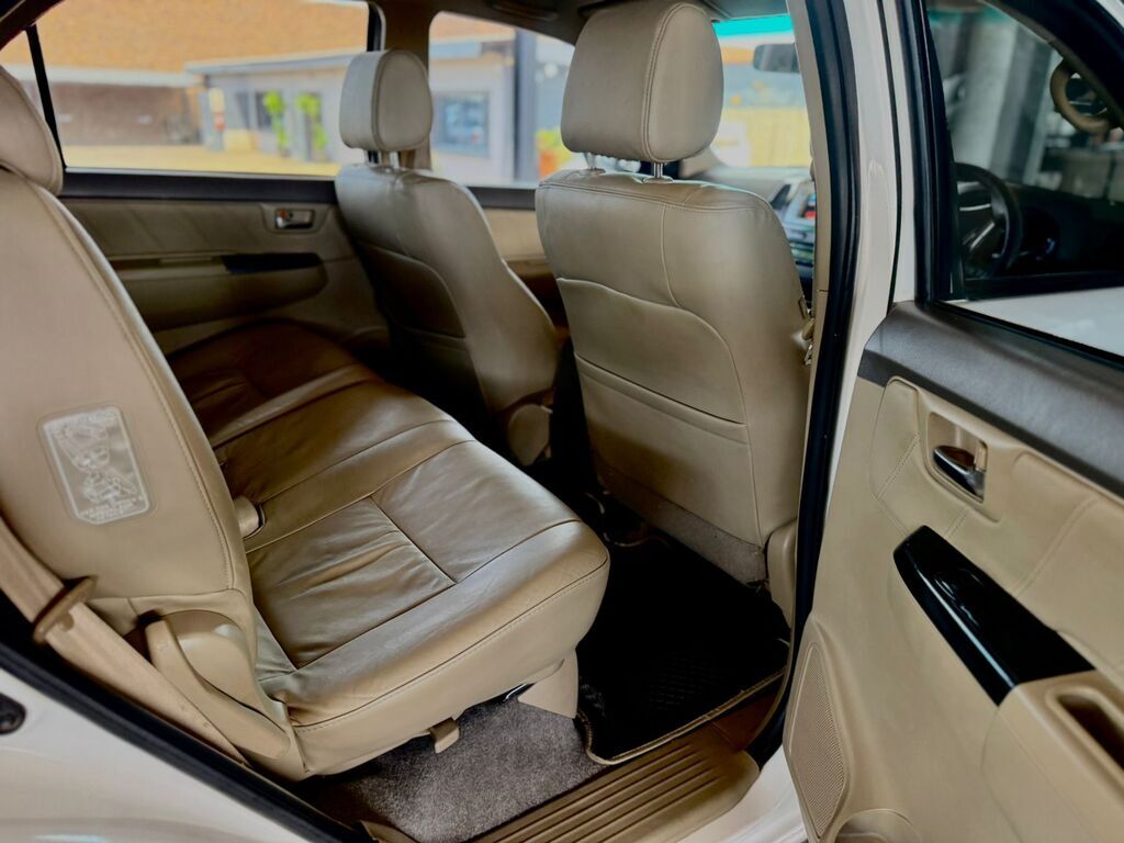 TOYOTA FORTUNER FORTUNER 3.0D-4D HERITAGE R/B