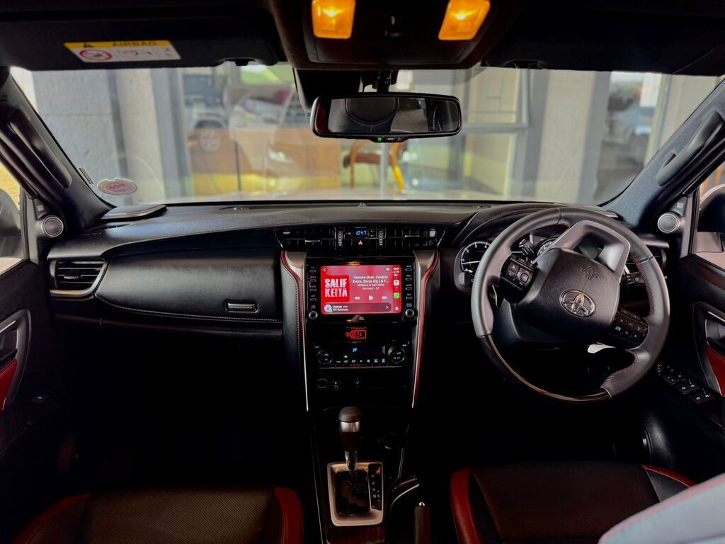 TOYOTA FORTUNER FORTUNER 2.8GD-6 VX A/T - 11