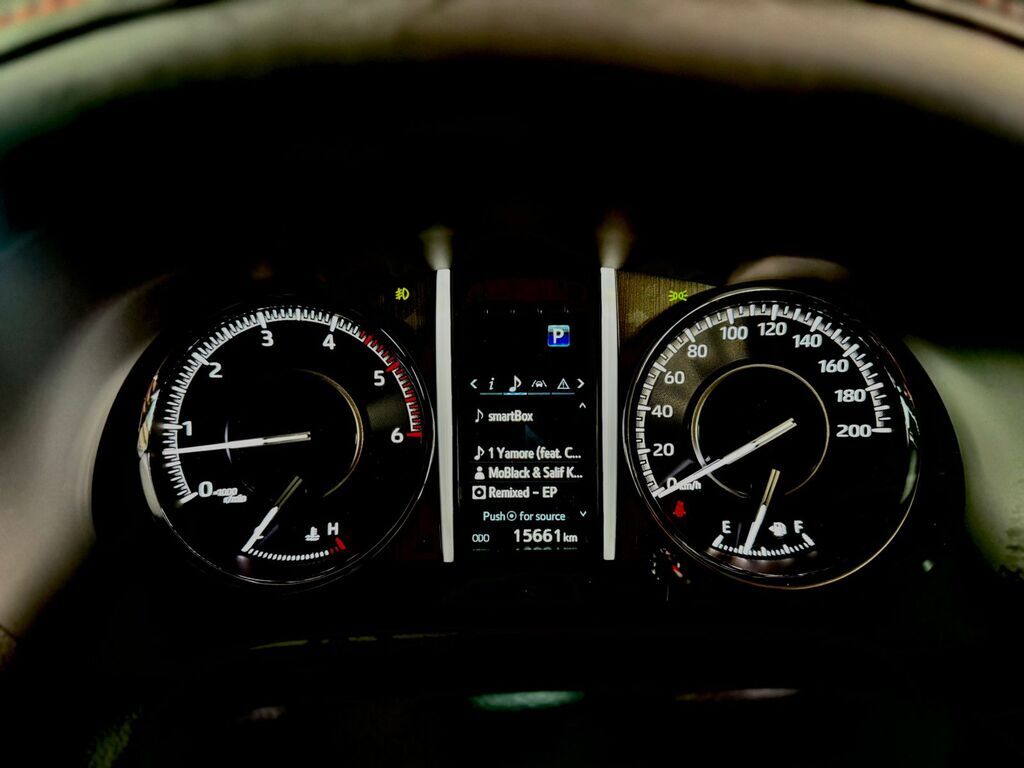 TOYOTA FORTUNER FORTUNER 2.8GD-6 VX A/T - 17