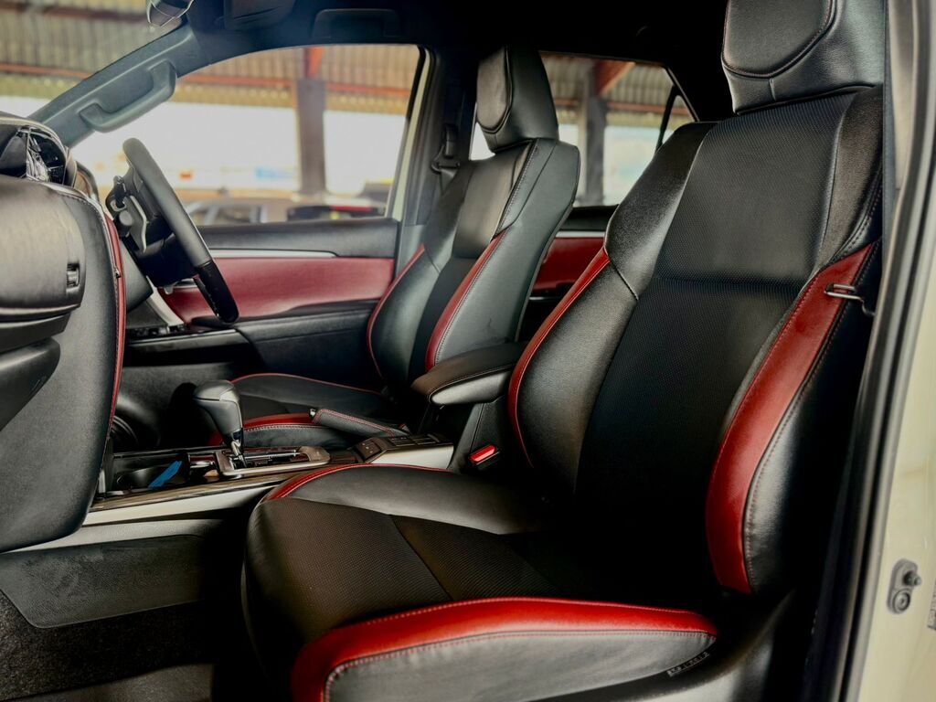 TOYOTA FORTUNER FORTUNER 2.8GD-6 VX A/T - 7