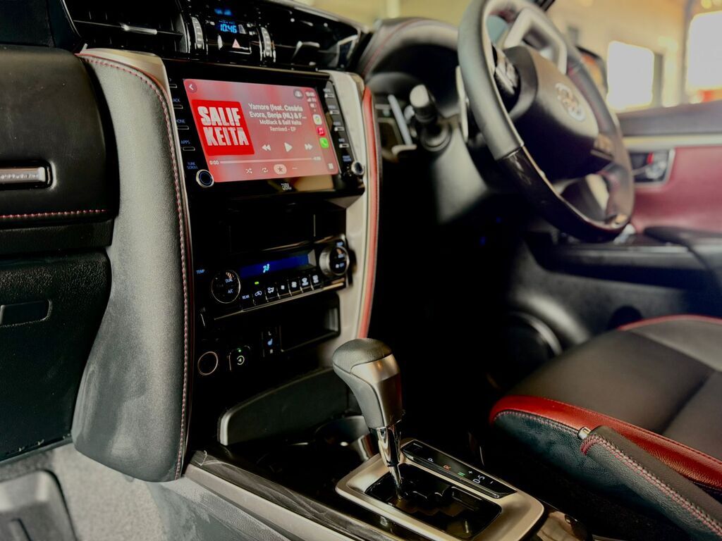 TOYOTA FORTUNER FORTUNER 2.8GD-6 VX A/T - 8