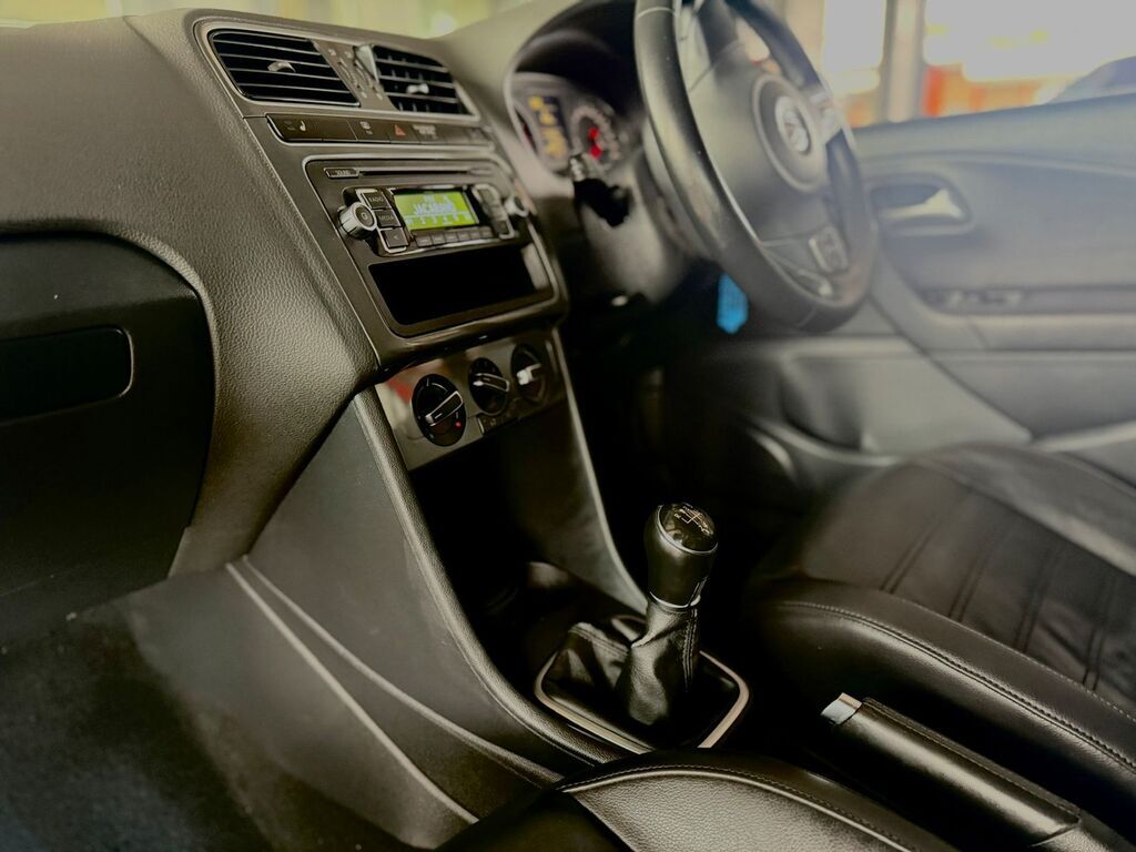 VOLKSWAGEN POLO POLO 1.6 COMFORTLINE 5DR - 8