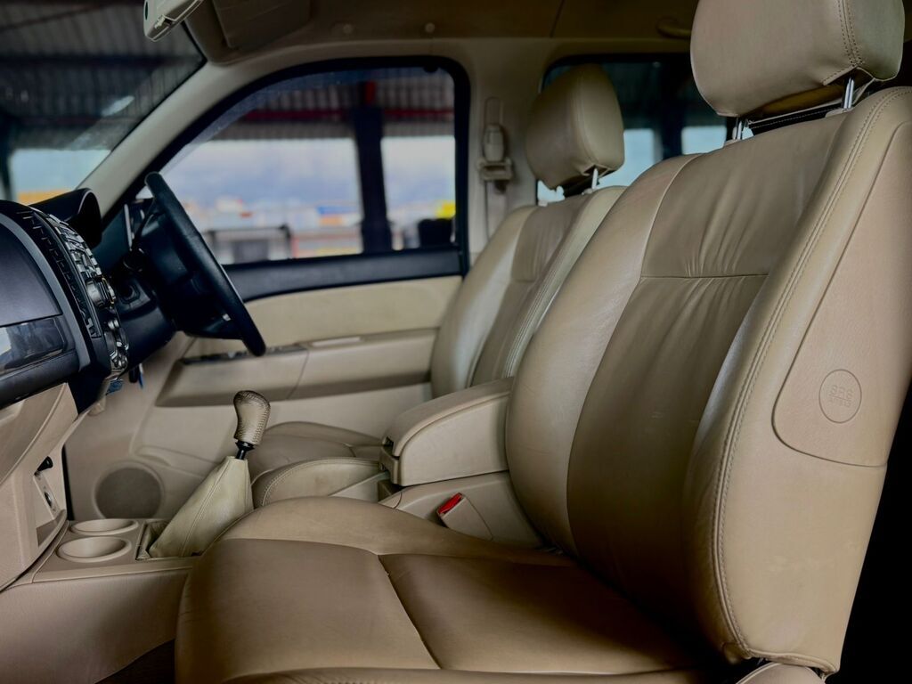 FORD EVEREST EVEREST 3.0 TDCi XLT - 7