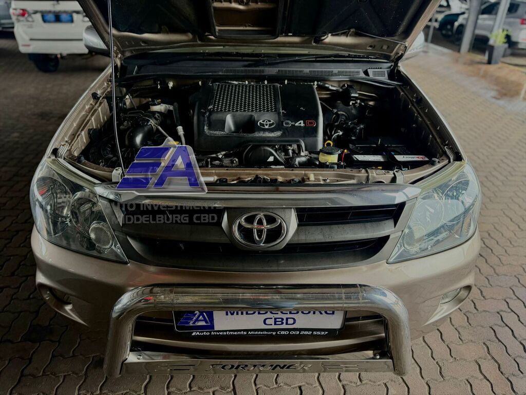 TOYOTA FORTUNER FORTUNER 3.0D-4D RAISED BODY