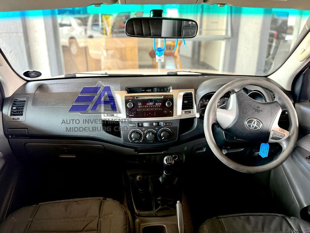 TOYOTA HILUX HILUX 2.5D-4D SRX 4X4 P/U D/C - 11
