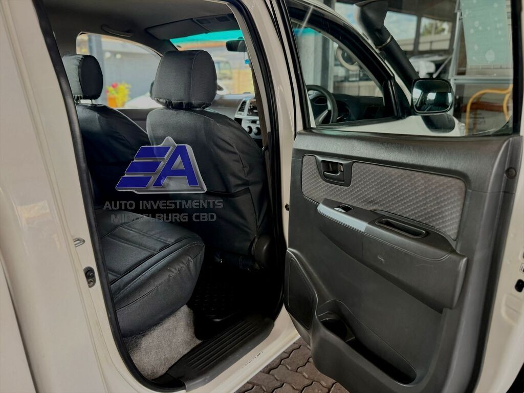 TOYOTA HILUX HILUX 2.5D-4D SRX 4X4 P/U D/C - 14