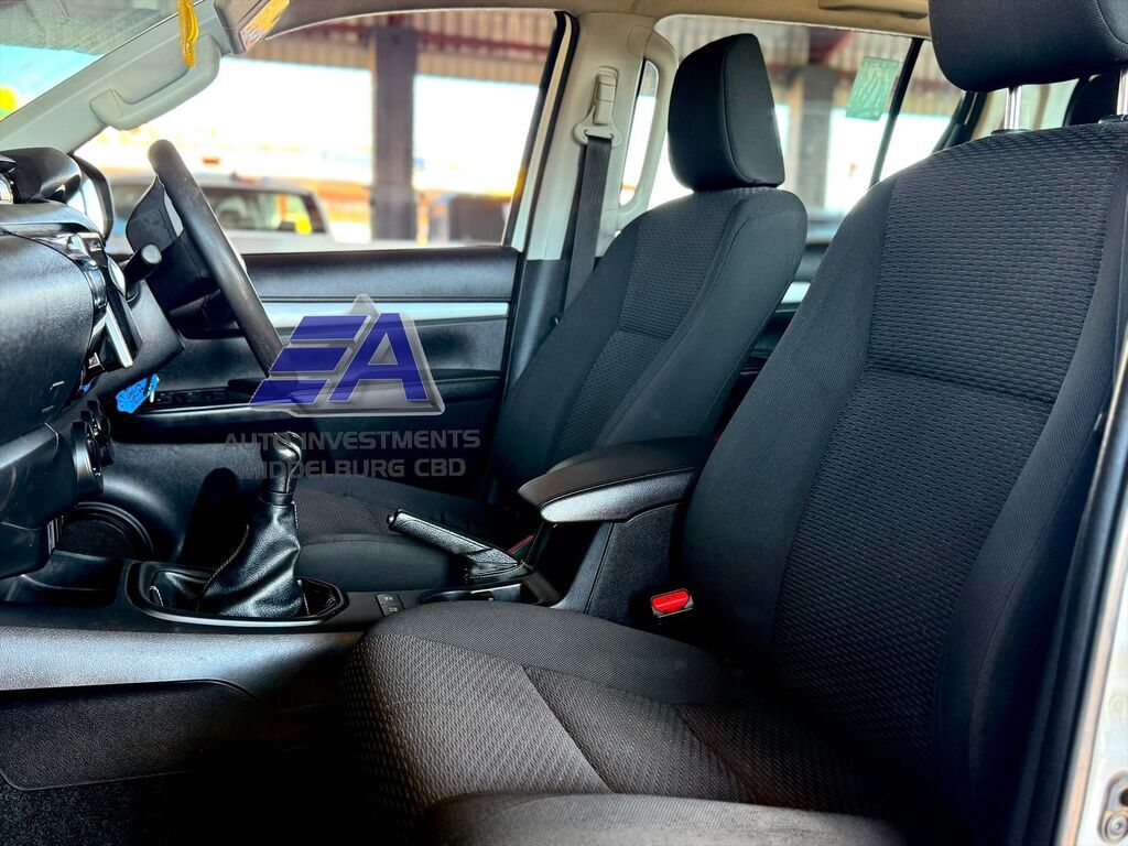 TOYOTA HILUX HILUX 2.4 GD-6 SRX 4X4 P/U D/C - 7