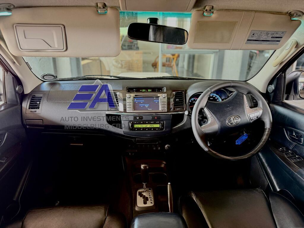 TOYOTA FORTUNER FORTUNER 3.0D-4D R/B A/T - 11