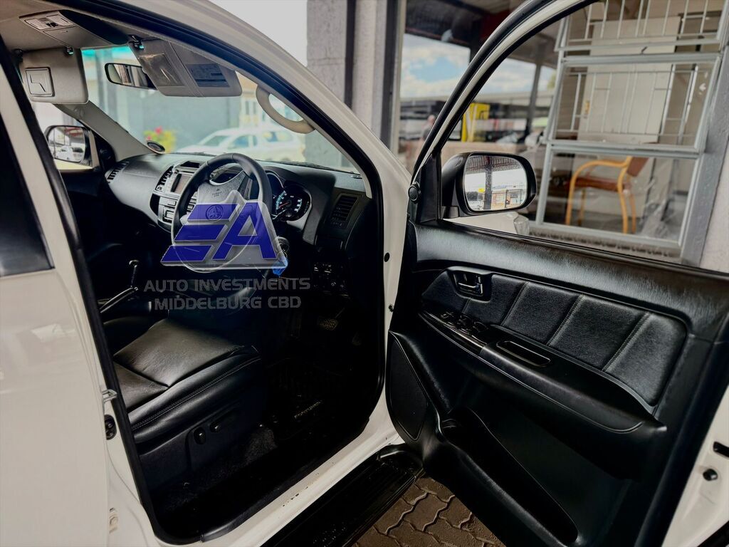 TOYOTA FORTUNER FORTUNER 3.0D-4D R/B A/T - 16