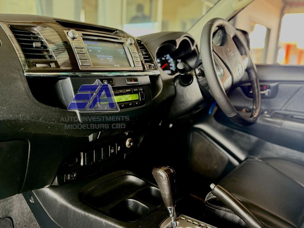 TOYOTA FORTUNER FORTUNER 3.0D-4D R/B A/T - 8