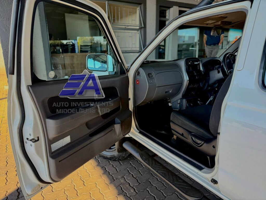 NISSAN HARDBODY HARDBODY NP300 2.5 TDi HI-RIDER P/U D/C - 6