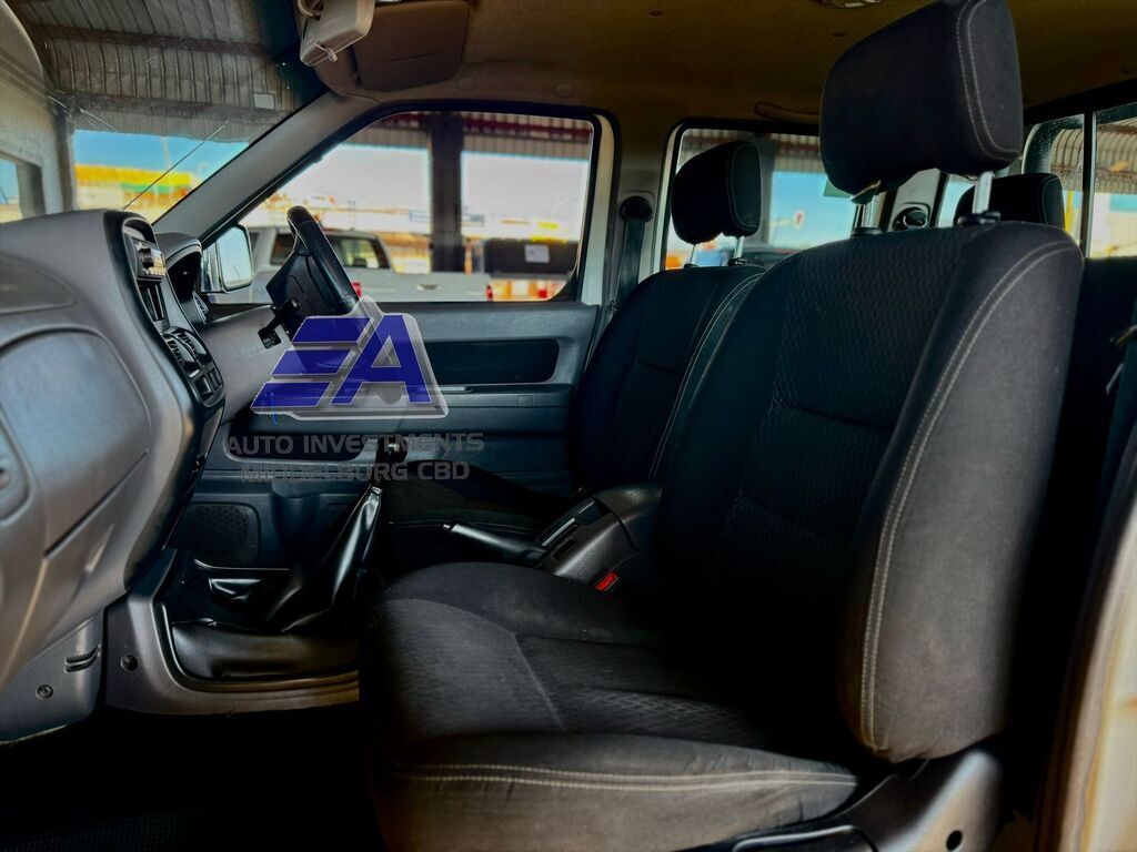 NISSAN HARDBODY HARDBODY NP300 2.5 TDi HI-RIDER P/U D/C - 7