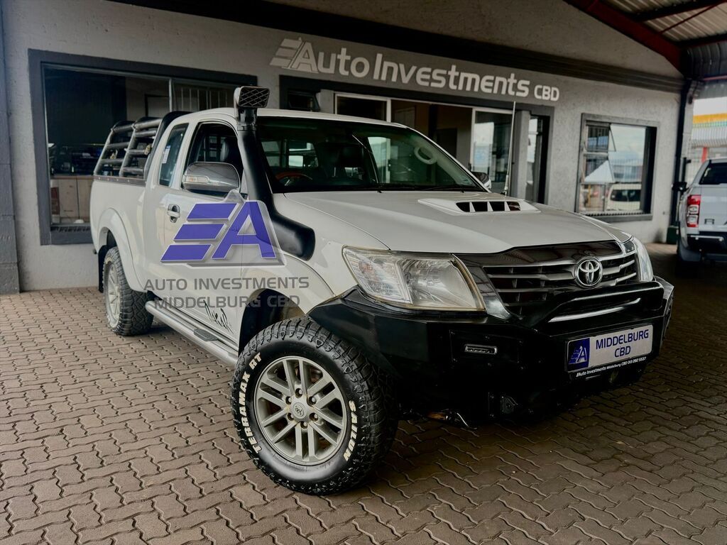 TOYOTA HILUX HILUX 3.0D-4D RAIDER XTRA CAB 4X4 P/U S/C - 1