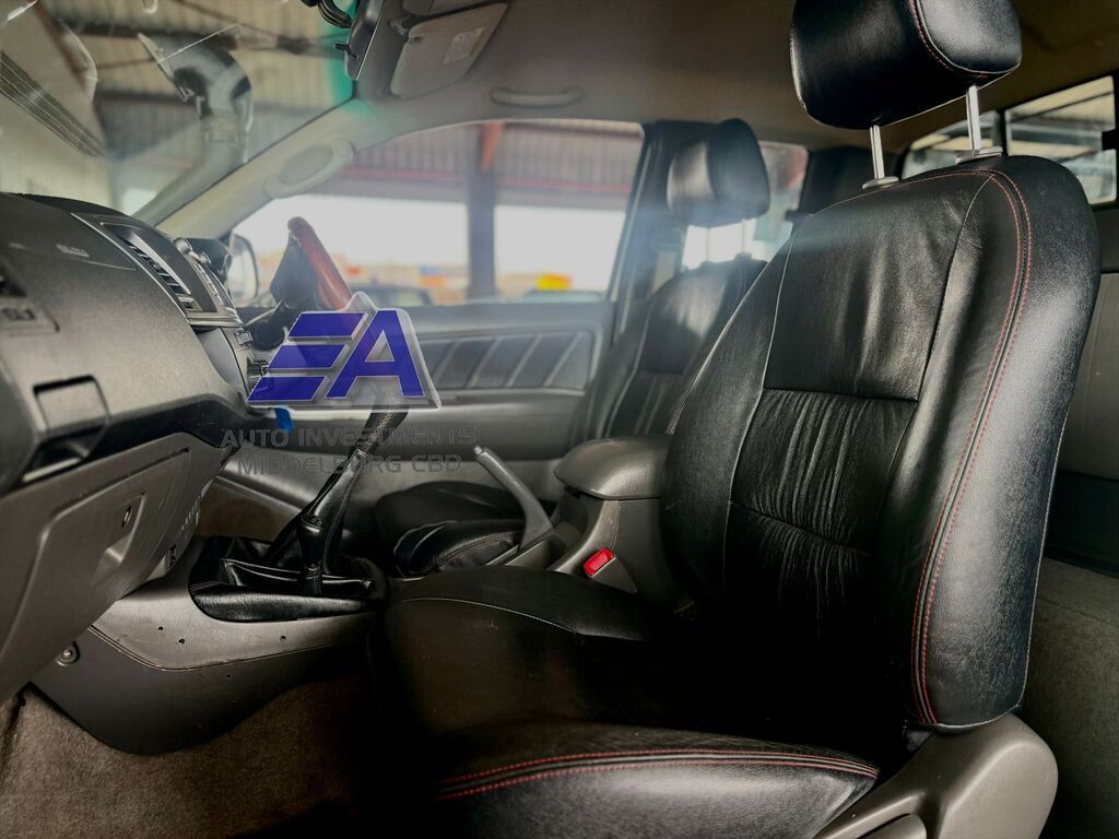 TOYOTA HILUX HILUX 3.0D-4D RAIDER XTRA CAB 4X4 P/U S/C - 7