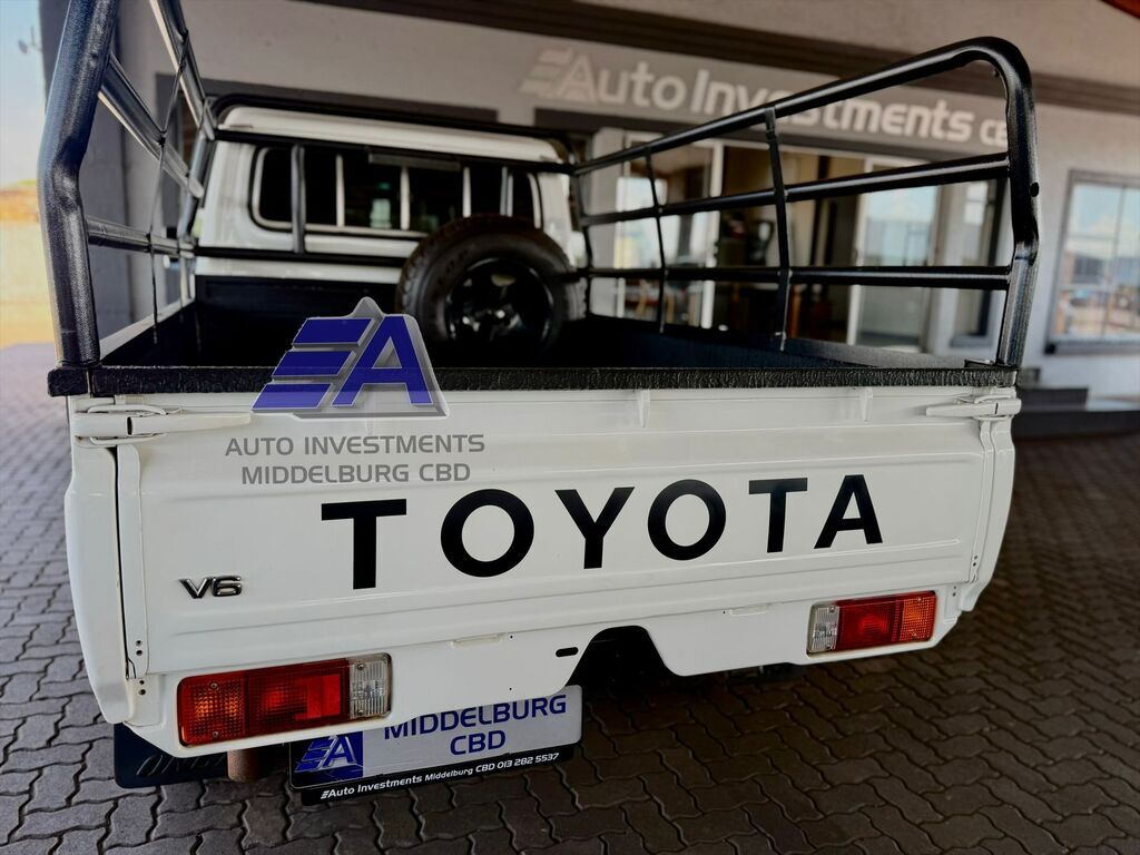 TOYOTA LAND CRUISER 79 LAND CRUISER 79 4.0P 60TH ED P/U S/C - 9