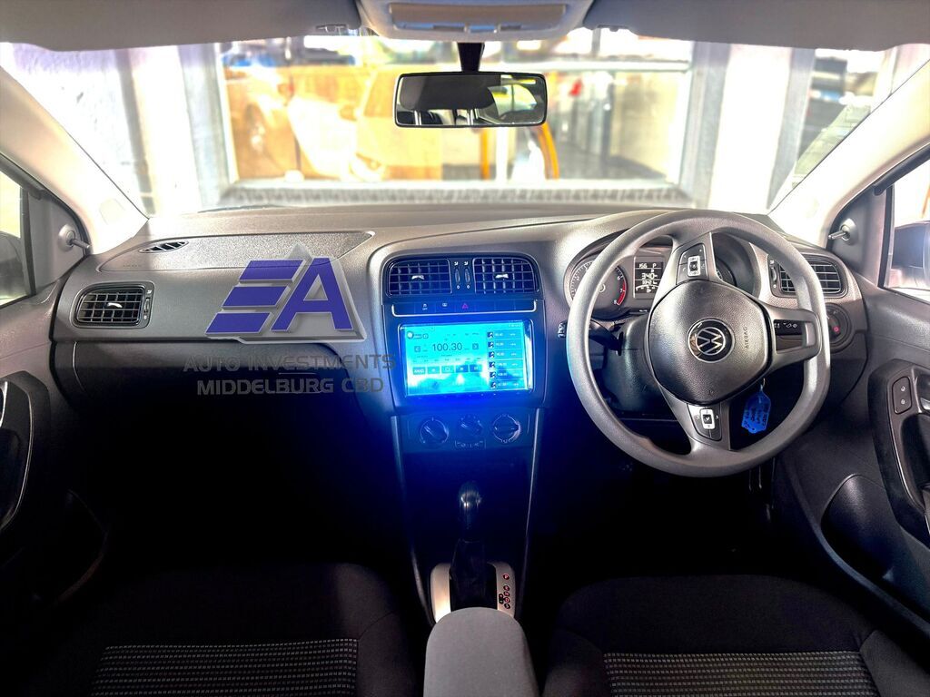 VOLKSWAGEN POLO VIVO POLO VIVO 1.6 COMFORTLINE TIP (5DR) - 11